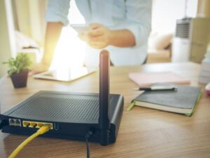 Byg din egen WiFi-extender - Installer en tredjeparts firmware på din gamle router